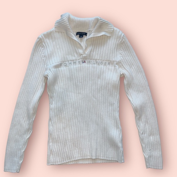 Tommy Hilfiger Sweaters - VTG Tommy Hilfiger Women’s Cream Pullover with Collar